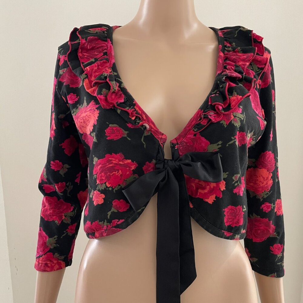 Effie's Heart Top Women’s Size XS/S Red Floral Ruffle Neckline 3/4 Sleeve
